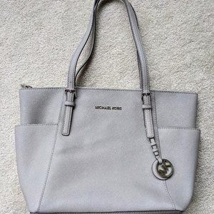 Michael Kors Jet Set East West Top Zip Tote